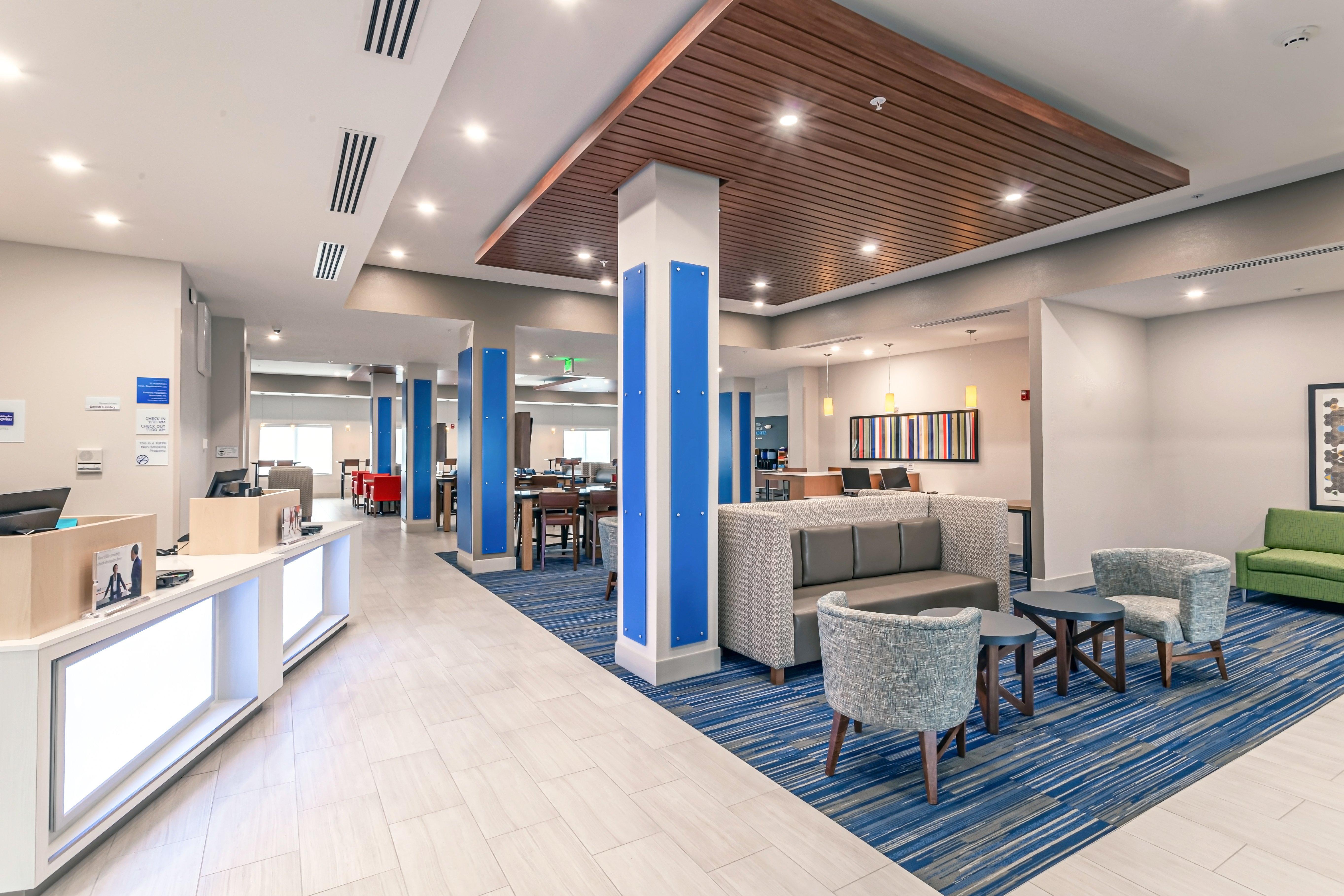 Holiday Inn Express & Suites - Columbus - Worthington By Ihg Eksteriør billede
