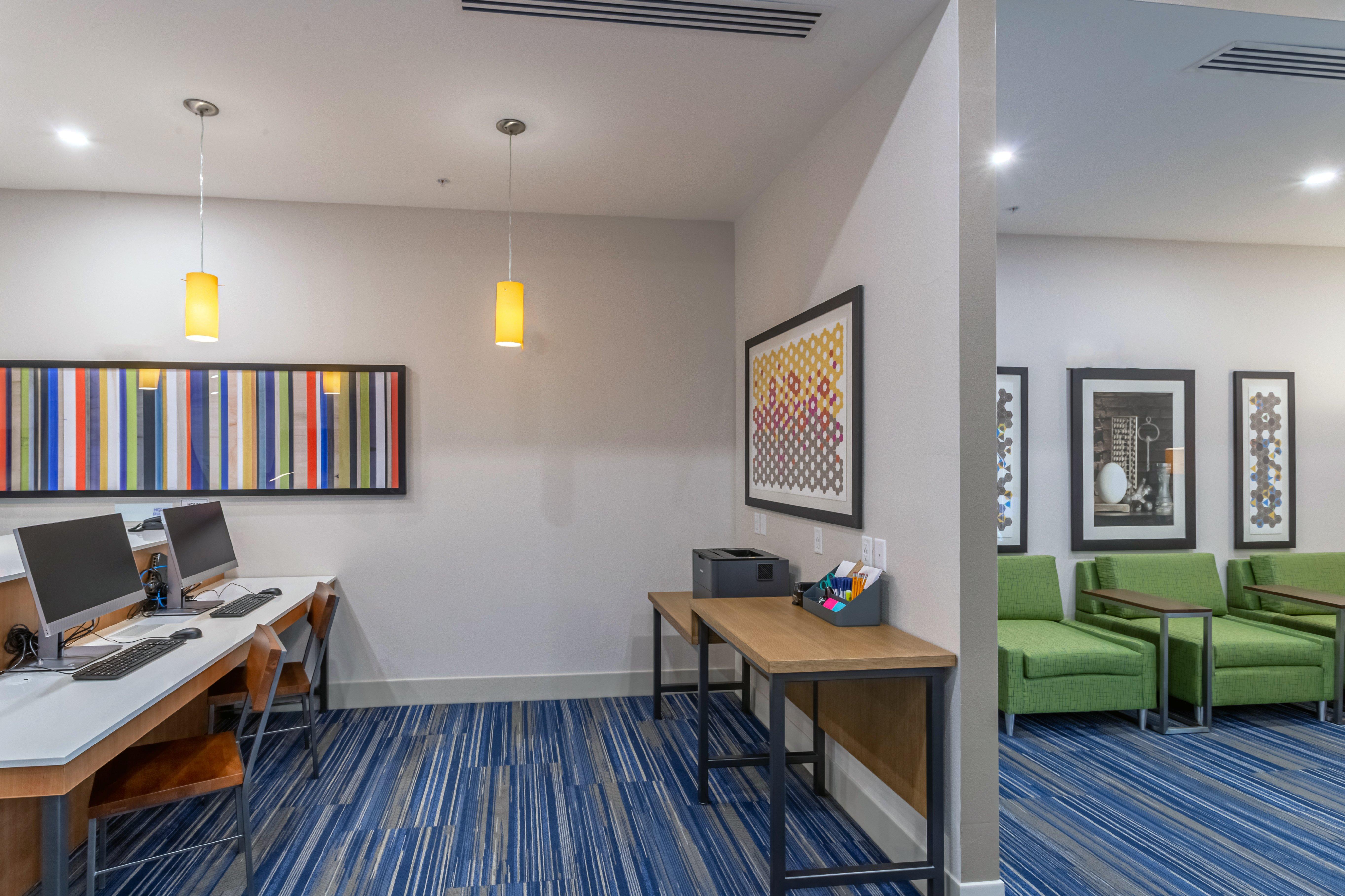 Holiday Inn Express & Suites - Columbus - Worthington By Ihg Eksteriør billede